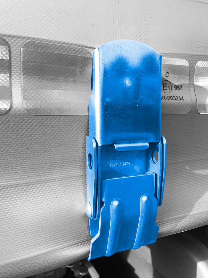 BOUCLE A VIS REGLABLE SANS SANGLES LIBNER