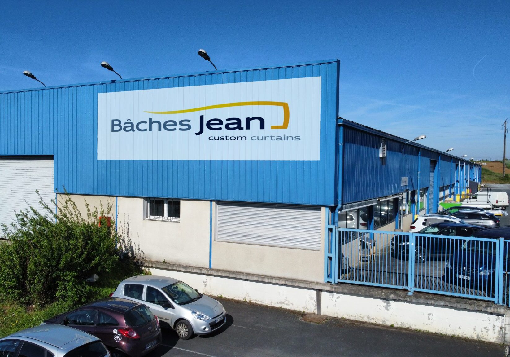 BACHES JEAN AVEC LOGO